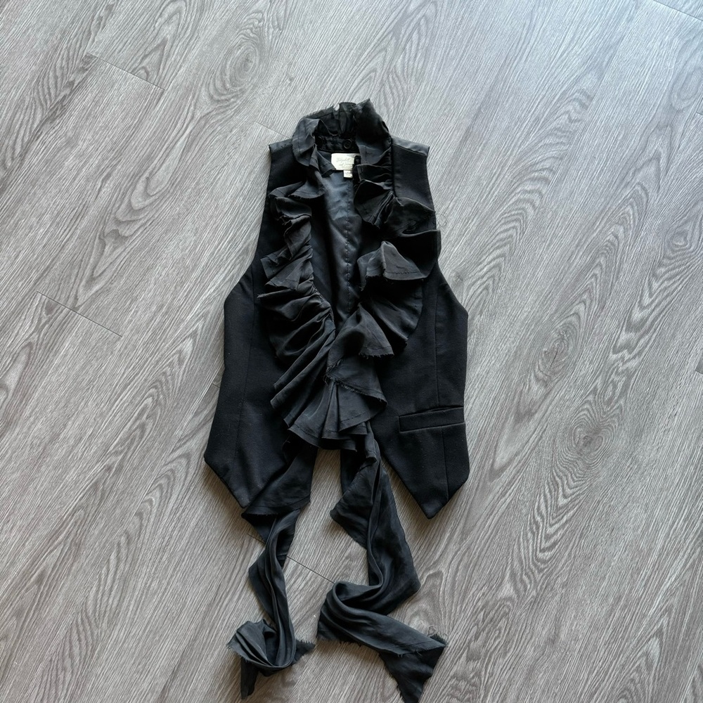 Ruffle vest top